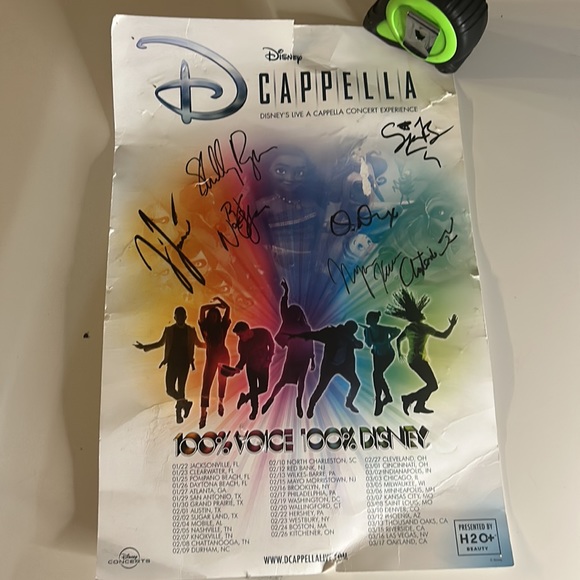 DCAPPELLA signed poster!! - Picture 2 of 9